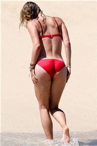 Maria Sharapova Bikini Beach Candids