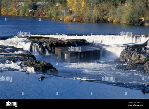 Willamette Falls, Oregon City, Oregon Stock Photo - Alamy