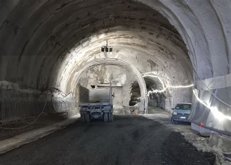 Apertura Vicina Per Il Tunnel Del Colle Di Tenda Il Sindaco Jean