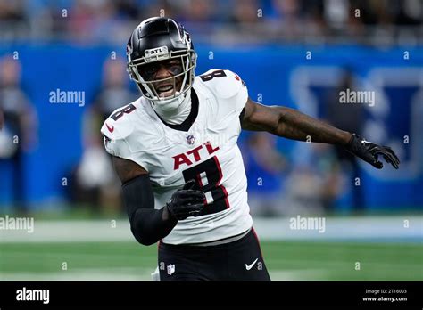 Atlanta Falcons Tight End Kyle Pitts Plays Against The Detroit