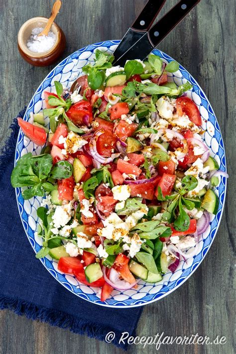 Sallad Med Vattenmelon Fetaost Gurka Och Tomat Recept