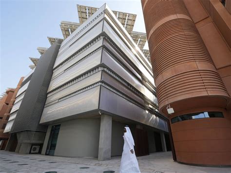 Masdar City ce projet fou de ville écolo en plein désert à Abu Dhabi