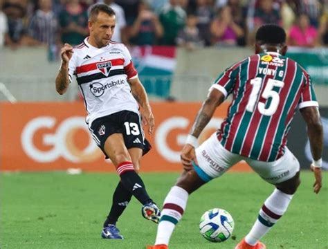 S O Paulo Faz Jogo Hostil O Fluminense E Perde Outra Fora De Casa