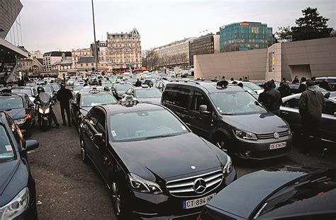 Taxis Parisiens La Loi Th Venoud Ou Comment Moderniser La P Nurie