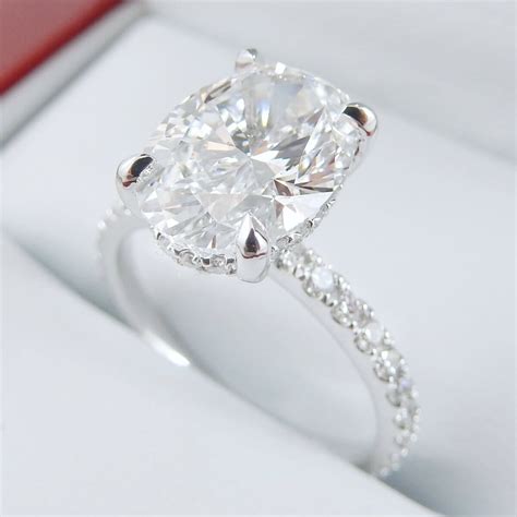 Custom Engagement Rings Exquisite Craftsmanship Unparalleled Beauty