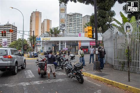 Fotogaler A Escasez De Gasolina Afecta A La Gran Caracas