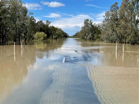 Mungindi Community Remains Positive As Barwon River Nears Peak The