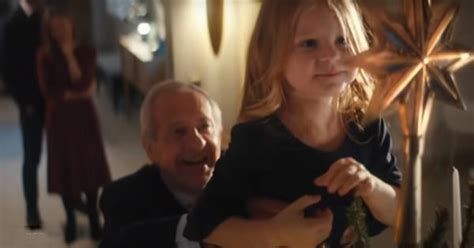 La Missione Speciale Del Nonno Lo Spot Di Natale Commuove Il Web R 101