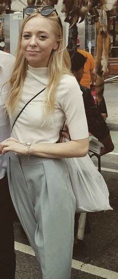 Portia Doubleday Bikini