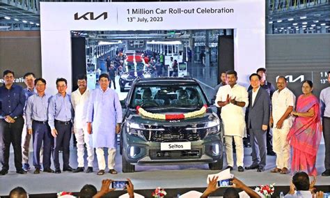 Kia Rolls Out One Millionth Made-In-India Vehicle; Seltos Makes Up Over ...