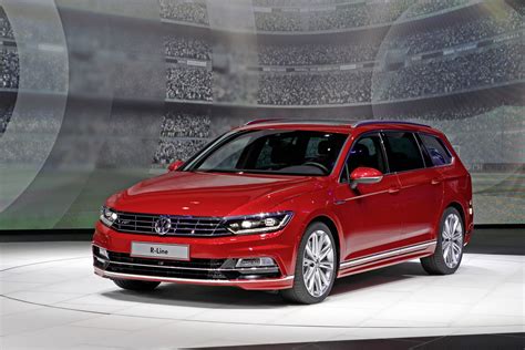 Vw Passat Gte Joins Plug In Hybrids Club In Paris Carscoops