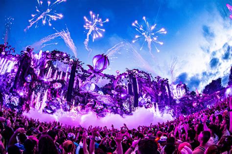 Tomorrowland 2025 dates thème nouveau décor Ce qu il faut savoir