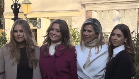 Argentijnse media lekken bikini foto s van Koningin Maximá Met haar