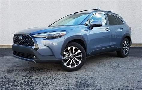 Test Drive Gallery 2022 Toyota Corolla Cross Xle The Daily Drive