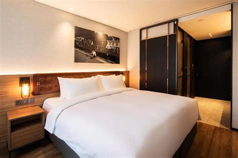 MERCURE AMBASSADOR SEOUL HONGDAE HOTEL SOUTH KOREA COMPARE