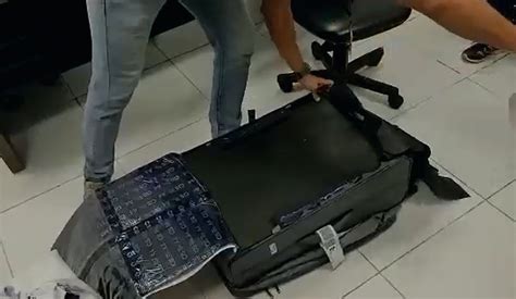 Mulher tenta embarcar para Portugal 5 kg de cocaína no Aeroporto de