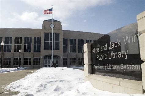 Bay County Library System gets extra revenue to help balance 2011 ...