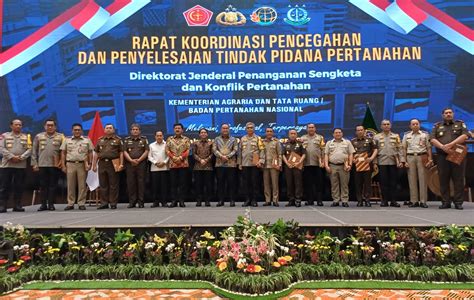 Terima Piagam Dan Pin Emas Dari Menteri ATR BPN RI Kinerja Satgas