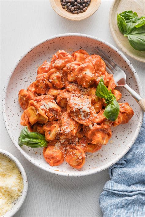 Tortellini With Creamy Tomato Sauce One Pan Minutes Nourish And