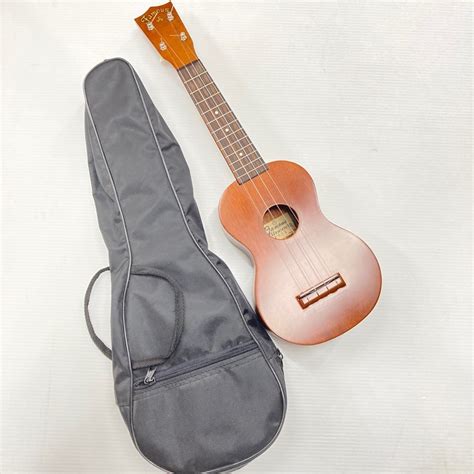 【目立った傷や汚れなし】w★程度良好★famous Ukulele Fs 1 ソプラノサイズ Made In Japan 商品id