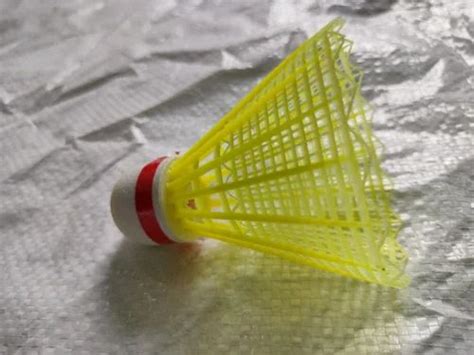 Badminton Shuttlecock Yellow Astro Shuttle Cork Sixer Pvc Natural