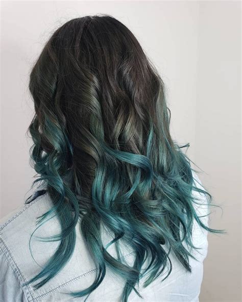 These 24 Black Ombre Hair Colors Are Tending In 2022