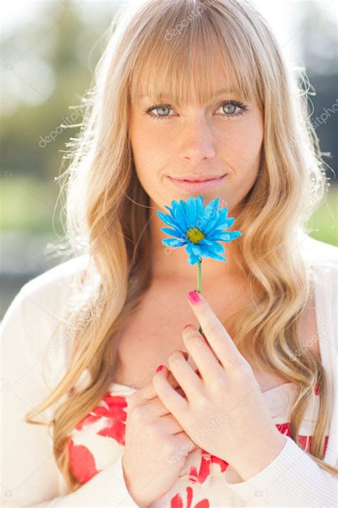 Beautiful Caucasian Woman Outdoor Stock Photo Aremafoto