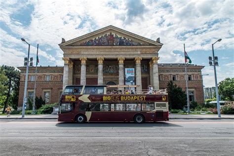 Tripadvisor Big Bus Hop on Hop off Tour durch Budapest zur Verfügung