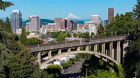 6 Reasons To Visit Portland The Savvy Traveler