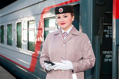 «Дочка» РЖД показала новую форму проводников — РБК