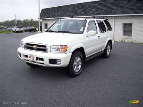 1999 Cloud White Nissan Pathfinder Le 4x4 8526923 Car