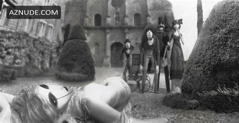 FLORENCE LAUDE Nude AZNude