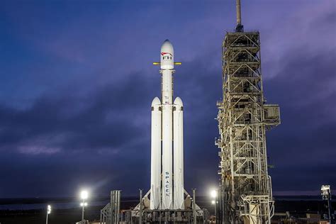 Un Lanzamiento Exitoso De Spacex Falcon Heavy Le Da A La Nasa Un Nuevo