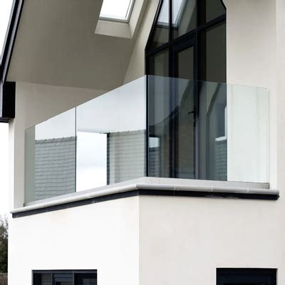 Toughened Internal Glass Balustrades For Internal Landing Voids Class