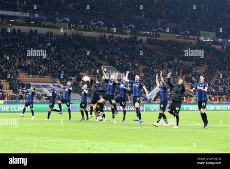 Jugadores Del Fc Shakhtar Donetsk Fotograf As E Im Genes De Alta