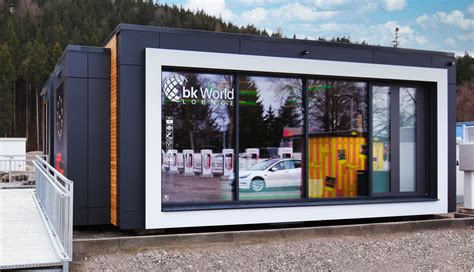 Bk World Eröffnet 2 Aufenthalts Lounge An Tesla Superchargern