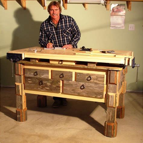 If Youre Searching For A Woodworking Project For Beginners Look At Our List Of 5 Small Wood