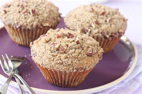 Make This Simple Cinnamon Streusel Crumb Topping For Muffins And Pies