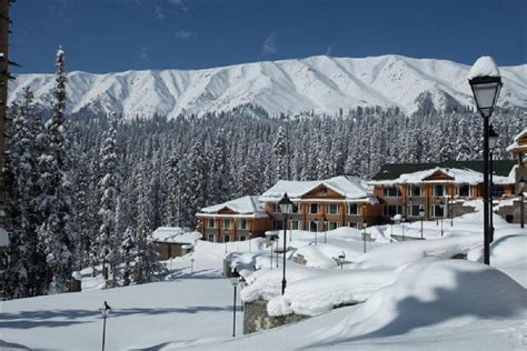 5 Best Luxury Hotels in Himalayas India - Accommodation