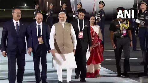 Pm Modi Arrives In Samarkand To Attend Sco Summit