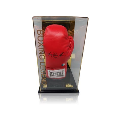 Tony Bellew Hand Signed Red Everlast Boxing Glove In Display Case Aaa Sports Memorabilia