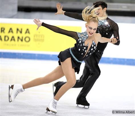 Nicole Celderari Campionessa Di Pattinaggio E Studentessa L