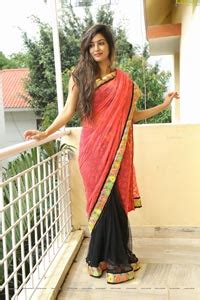 Spicy Indian Film Actress Vaibhavi Joshi Hot Stills Page 2