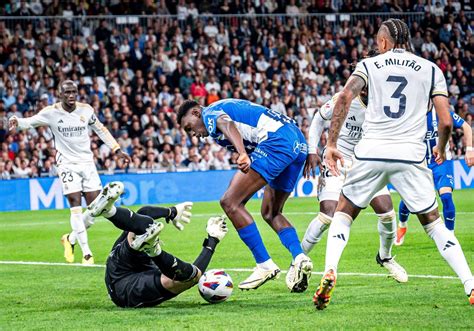 Real Madrid Alavés vídeo resumen goles y mejores jugadas El Correo