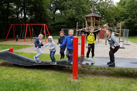 Bergkamener Kinder D Rfen Sich Auf Neue Spielpl Tze Freuen