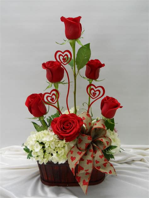 Beautiful red roses and hydrangea will definitely capture your love's heart! Popular Flowers ...