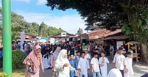 Detik Detik Pembukaan Mtq Ke Xxxvi Ribuan Warga Hadiri Pawai Taaruf Di