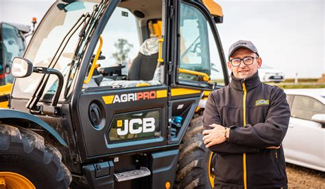 Adowarka Ko Owa Jcb Tm S Maszyny Rolnicze Polboto Agrihandler