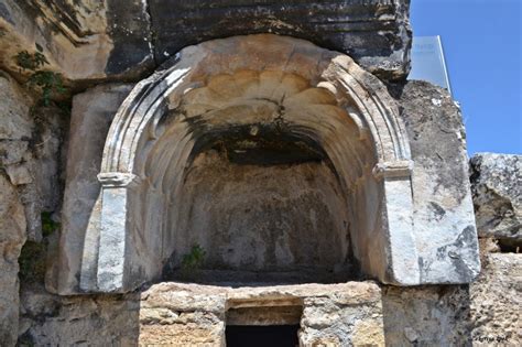 Pluto S Gate To Hell In Hierapolis Arkeonews