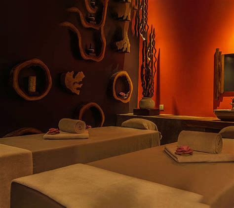 Cambodia Khmer Herbal Compress Massage Siem Reap Relax Spa Tovtrip